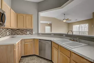 2124 Commons Circle, Batavia Township, OH 45103 - Photo 9