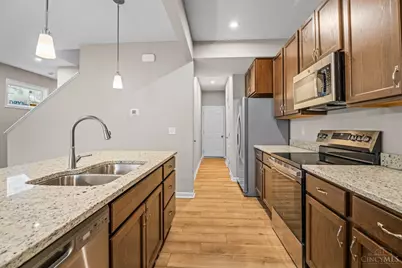 2072 Barleybrook Street, Batavia Township, OH 45103 - Photo 5