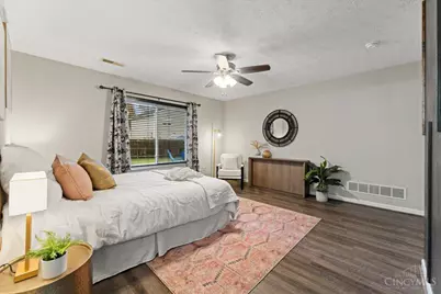 8404 Gettysburg Lane, Hamilton Township, OH 45039 - Photo 13