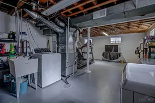 5271 Highview Dr, Cincinnati, OH 45238 - Photo 17