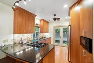 2922 Utopia Pl, Cincinnati, OH 45208 - Photo 7