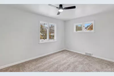 1758 Tuxworth Avenue, Cincinnati, OH 45238 - Photo 17