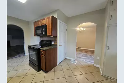 9103 Zoellner Road, Colerain Township, OH 45251 - Photo 11