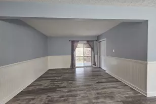 9103 Zoellner Rd, Colerain Township, OH 45251 - Photo 7