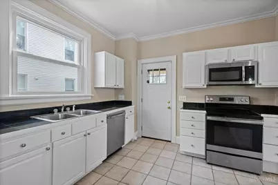 3249 Berwyn Place, Cincinnati, OH 45209 - Photo 5