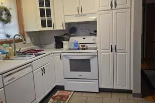 2238 Pacora Dr, Springfield Township, OH 45231 - Photo 7