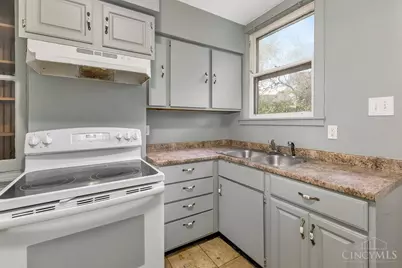 2886 Shaffer Avenue, Cincinnati, OH 45211 - Photo 19