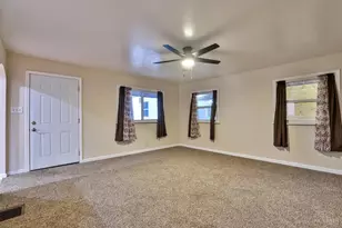 130 Parkside Ave, Greendale, IN 47025 - Photo 3