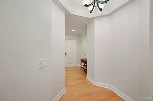 2260 Riverside Dr, Cincinnati, OH 45202 - Photo 29