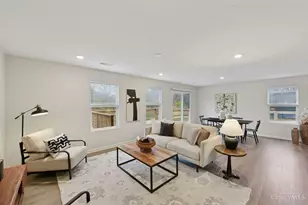 5001 Lakeview Dr, Hamilton Township, OH 45152 - Photo 9