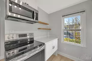 9777 Bunker Hill Ln, Montgomery, OH 45242 - Photo 11