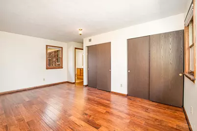 694 Buff Court, Springfield Township, OH 45231 - Photo 11