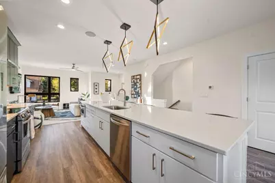 6227 W Station Court Drive, Cincinnati, OH 45224 - Photo 7