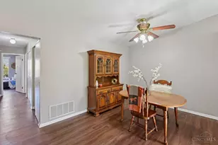 5207 S Eaglesnest Dr, Green Township, OH 45248 - Photo 11