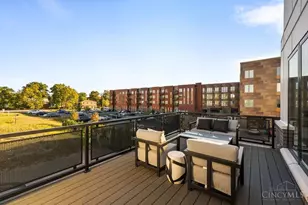 6233 Sta Ct Dr, Cincinnati, OH 45224 - Photo 1