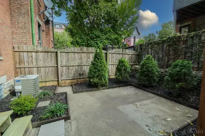 421 Hopkins Street #1, Cincinnati, OH 45203 - Photo 17