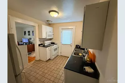 2911 Maisel Drive, Cincinnati, OH 45220 - Photo 7