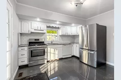 829 Martin Avenue, Hamilton, OH 45013 - Photo 5