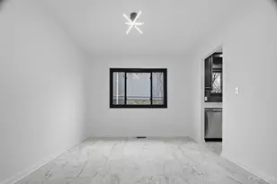 1465 Hartwood Dr, Springfield Township, OH 45240 - Photo 7