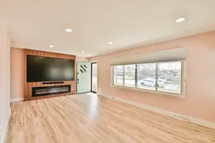 284 Joyce Park Dr, Fairfield, OH 45014 - Photo 7