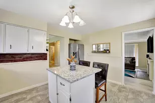 3962 S Fordham Pl, Silverton, OH 45213 - Photo 13