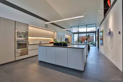 1826 Elm Street, Cincinnati, OH 45202 - Photo 11