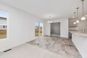 2034 Pebble Grv Wy, Goshen, OH 45122 - Photo 9