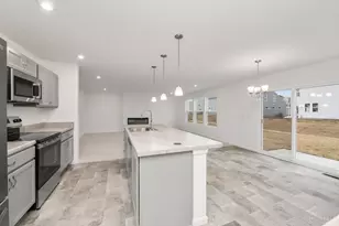 2034 Pebble Grv Wy, Goshen, OH 45122 - Photo 7