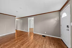 8579 Daly Rd, Springfield Township, OH 45231 - Photo 5