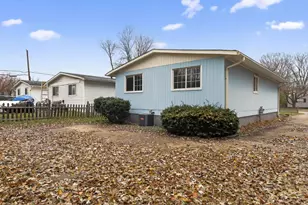 8579 Daly Rd, Springfield Township, OH 45231 - Photo 29