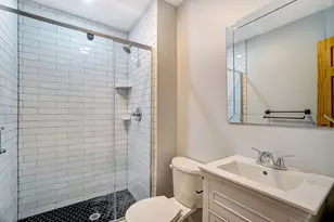 5701 Montgomery Rd, Cincinnati, OH 45212 - Photo 25