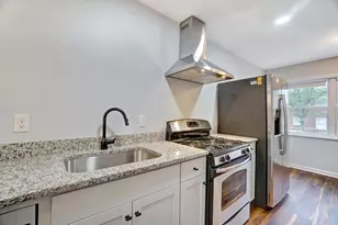 5701 Montgomery Rd, Cincinnati, OH 45212 - Photo 15