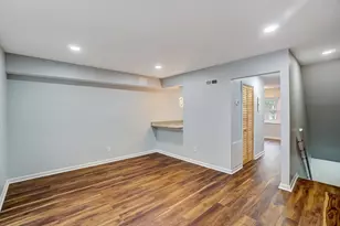 5701 Montgomery Rd, Cincinnati, OH 45212 - Photo 7