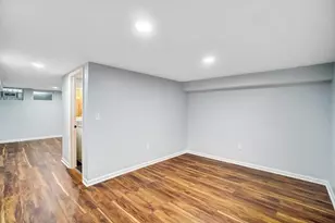 5701 Montgomery Rd, Cincinnati, OH 45212 - Photo 35