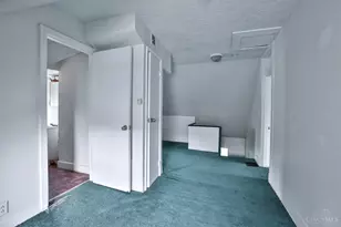 2231 Burnet Dr, Cincinnati, OH 45219 - Photo 17