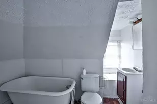 2231 Burnet Dr, Cincinnati, OH 45219 - Photo 19