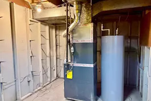 611 Aberdeen Dr, Middletown, OH 45042 - Photo 19