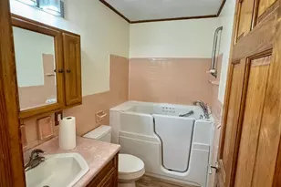 611 Aberdeen Dr, Middletown, OH 45042 - Photo 9