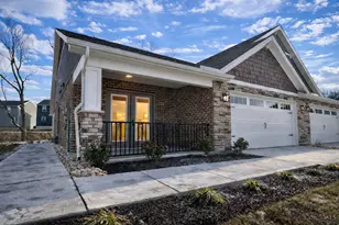 5017 Waterford Ln, Middletown, OH 45042 - Photo 1