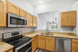 6765 Verde Ridge Dr, Green Township, OH 45247 - Photo 11