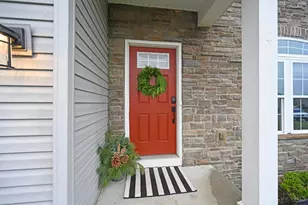 6131 Royal Garden Ct, Liberty Township, OH 45044 - Photo 3