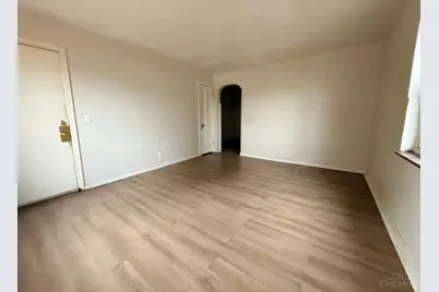 943 Tennessee Avenue, Cincinnati, OH 45229 - Photo 25