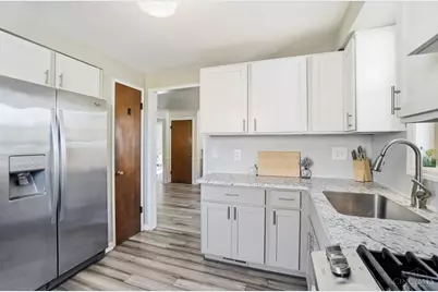 7829 Sunfield Drive, Cincinnati, OH 45237 - Photo 13