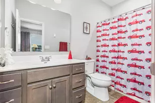 2850 Buckridge Dr, Miami Township, OH 45233 - Photo 21