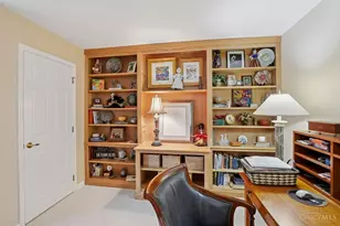 9850 Village View Ct, Blue Ash, OH 45241 - Photo 43