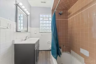 1815 Clarion Ave, Cincinnati, OH 45207 - Photo 15