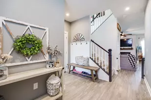 3621 Garrett Dr, Franklin Township, OH 45005 - Photo 7