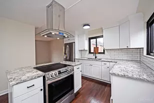 3946 Cedarwood Pl, Silverton, OH 45213 - Photo 11