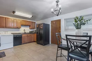 4519 Harbison St, Miami Township, OH 45439 - Photo 5