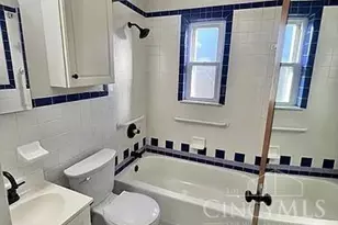 1116 Madeleine Cir, Springfield Township, OH 45231 - Photo 5